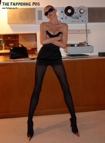 Elsa Hosk Leggy In PrettyLittleThing (4 Photos) 25 Elsa Hosk Leggy TheFappening.Pro 3 624x850 1