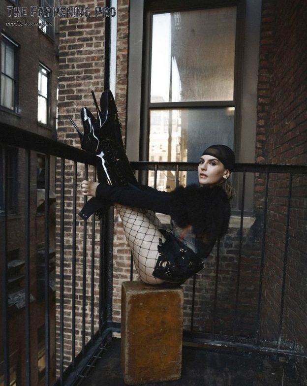 Joanna Levesque Sexy In Numéro Netherlands 2025 (11 Photos) 1 Joanna Levesque Sexy TheFappening.Pro 5 624x784 1