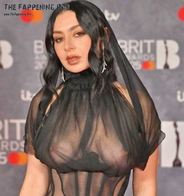 Charli XCX Nudity TheFappeningPro 19 624x665 1