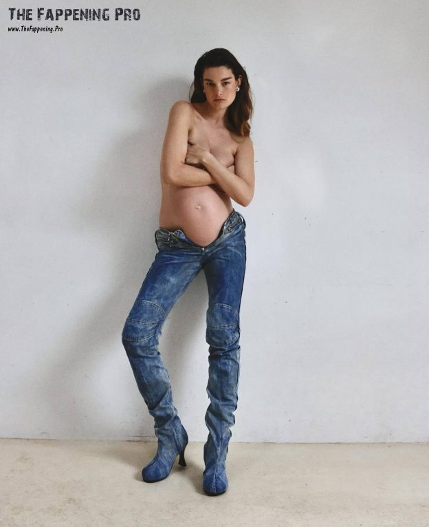 Ophelie Guillermand Topless Pregnant (6 Photos) 11 Ophelie Guillermand Nude TheFappening.Pro 5 624x766 1