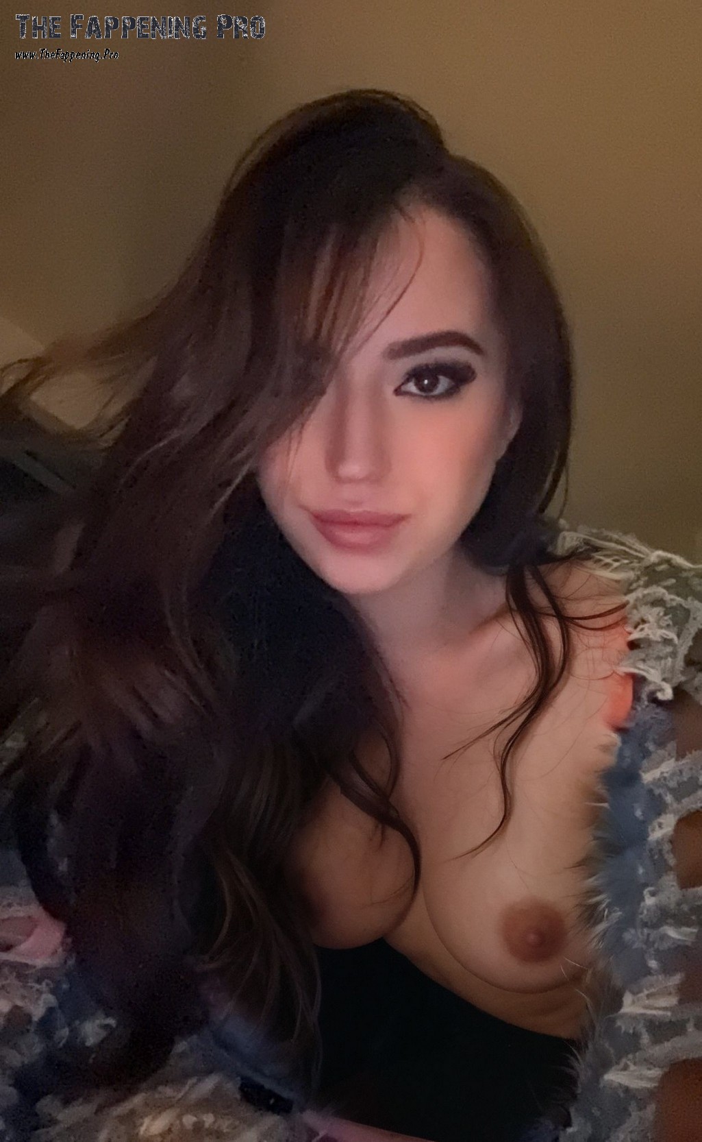 ashley-stclair-nude-thefappeningpro-8 Ashley St Clair Young Nude