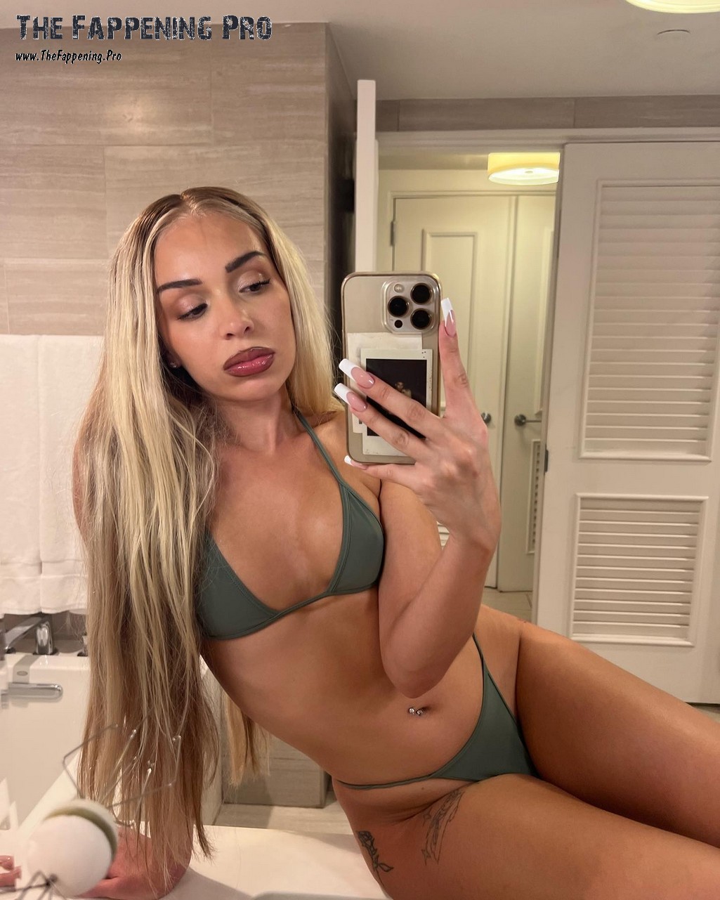bad-gyal-sexy-thefappeningpro-10 Bad Gyal Selfie In Bikini