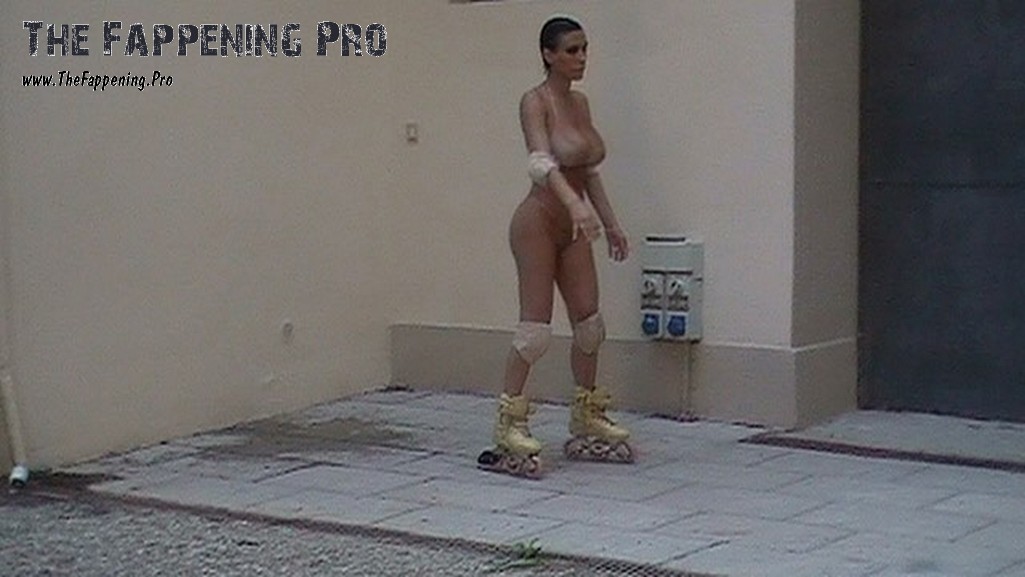 bianca-censori-nudity-thefappeningpro-1 bianca censori nudity thefappeningpro 1