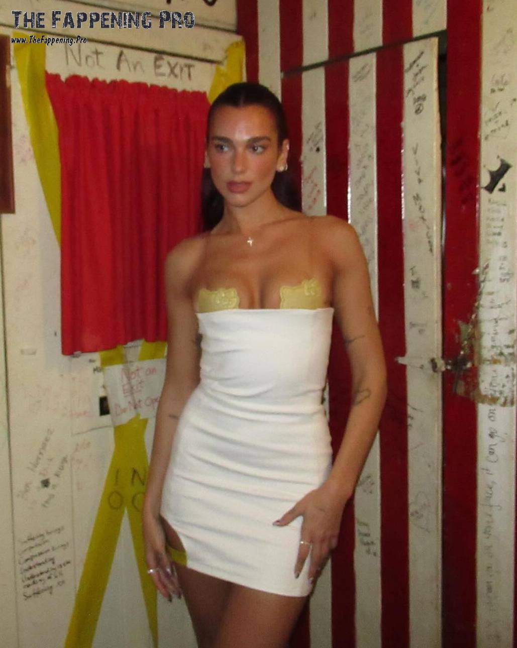 dua-lipa-sexy-thefappening-cfd-8 dua lipa sexy thefappening cfd 8