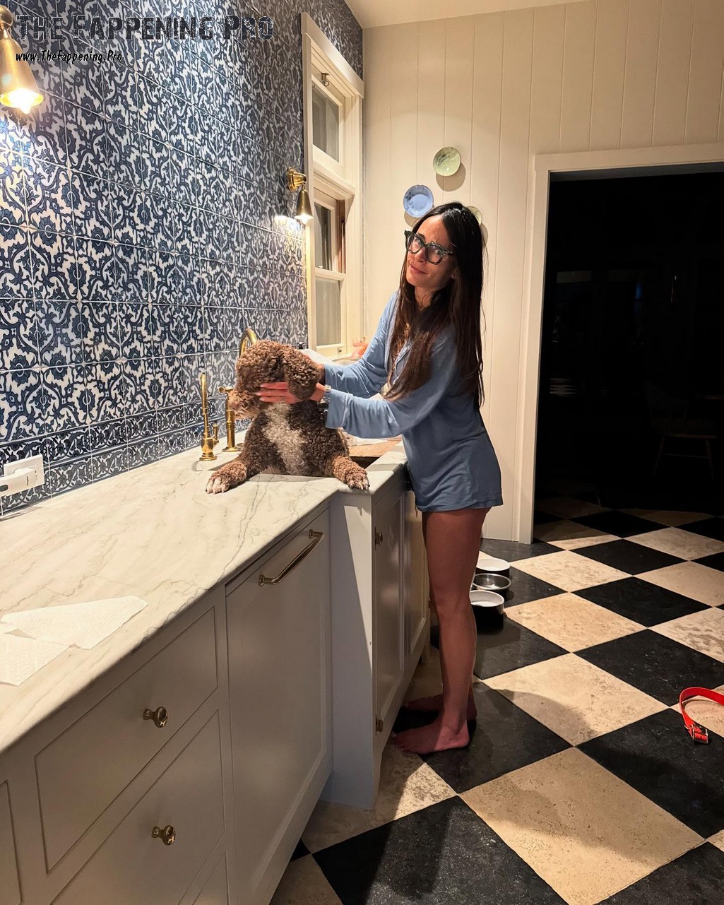 jordana-brewster-sexy-thefappeningpro-2 Jordana Brewster Leaked Pics, Barefoot In The Kitchen