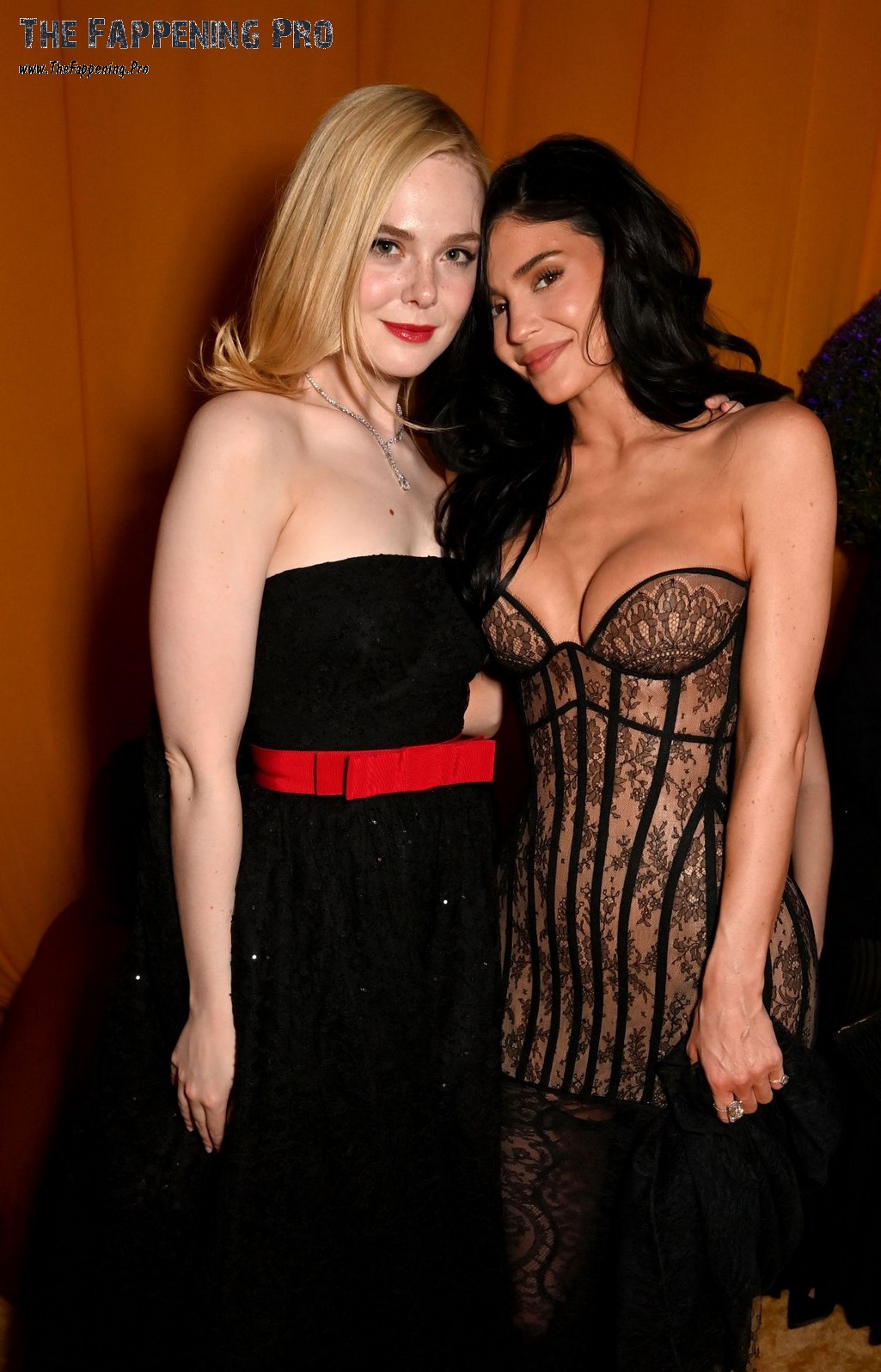kylie-jenner-tits-thefappeningpro-3-1 kylie jenner tits thefappeningpro 3 1