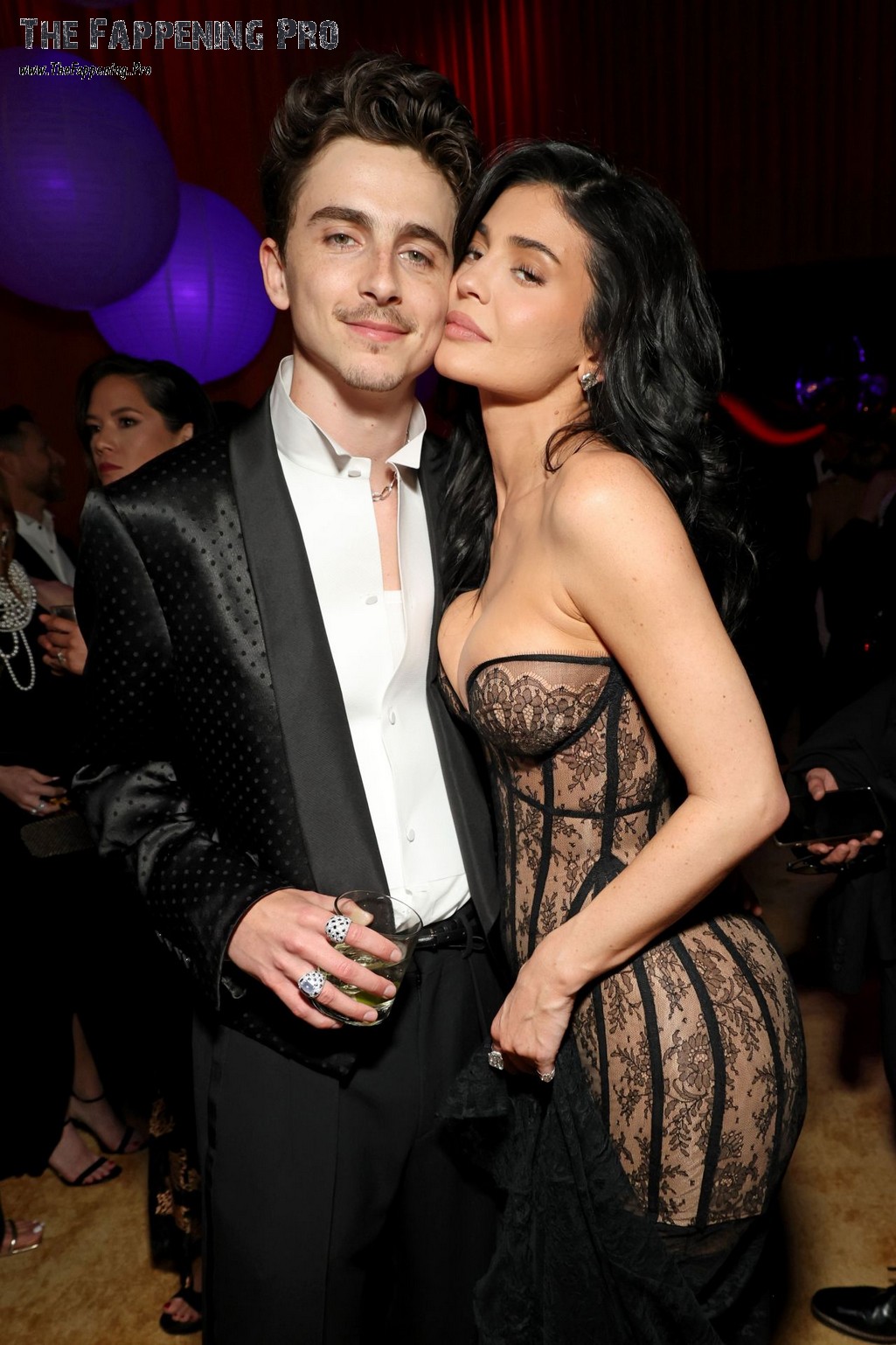kylie-jenner-tits-thefappeningpro-6 kylie jenner tits thefappeningpro 6