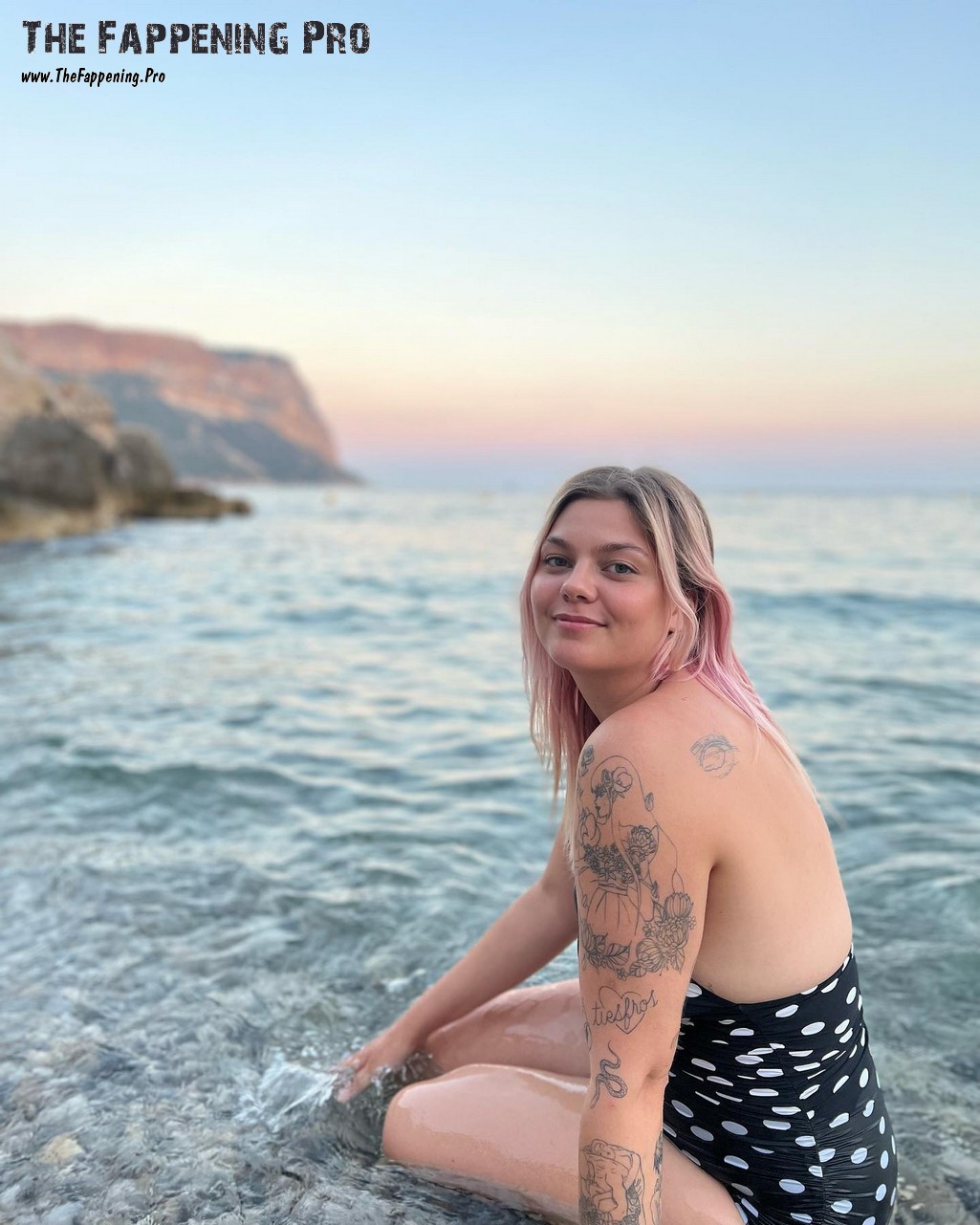 louane-emera-sexy-thefappeningpro-17 louane emera sexy thefappeningpro 17