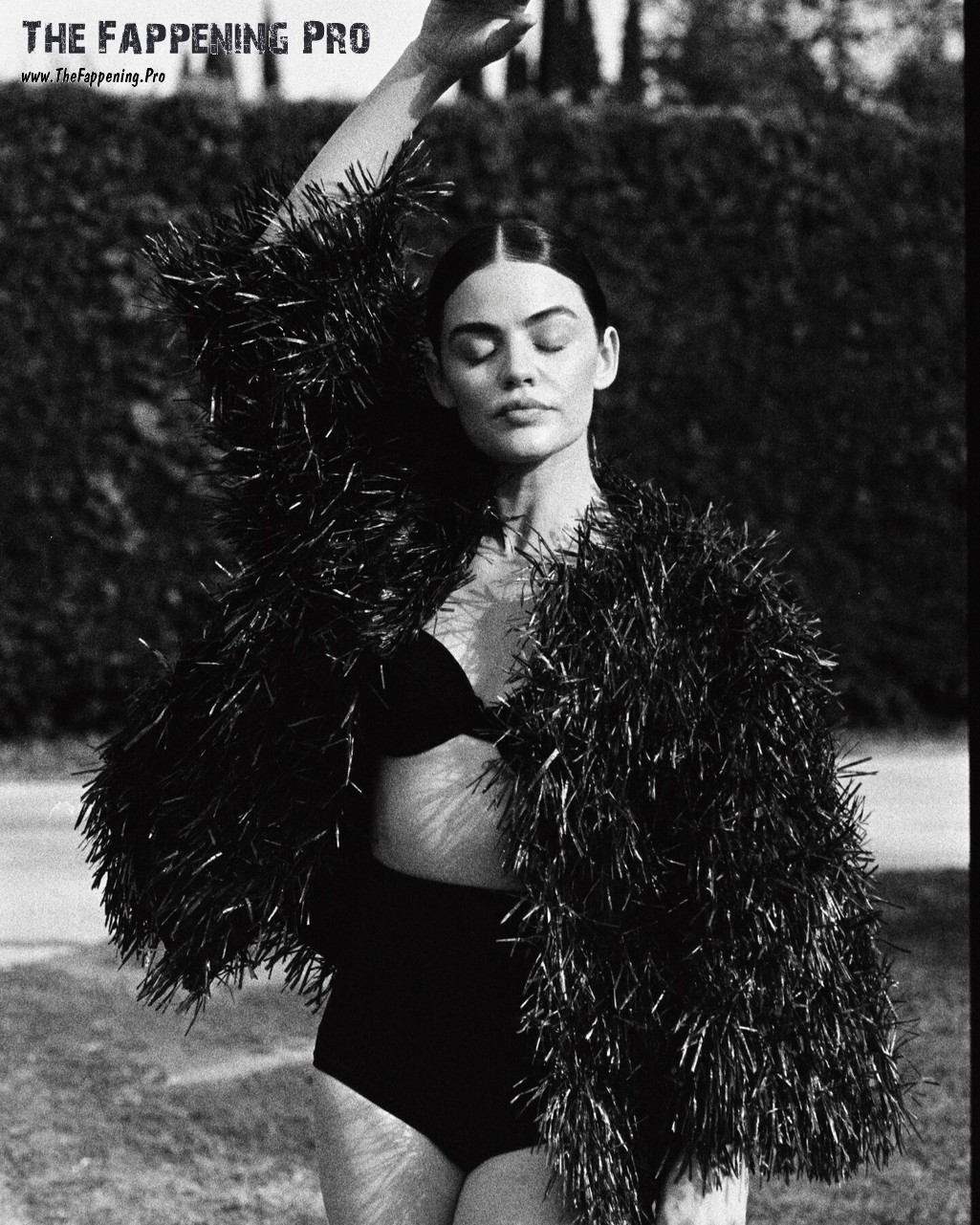 lucy-hale-sexy-thefappening-cfd-2 lucy hale sexy thefappening cfd 2