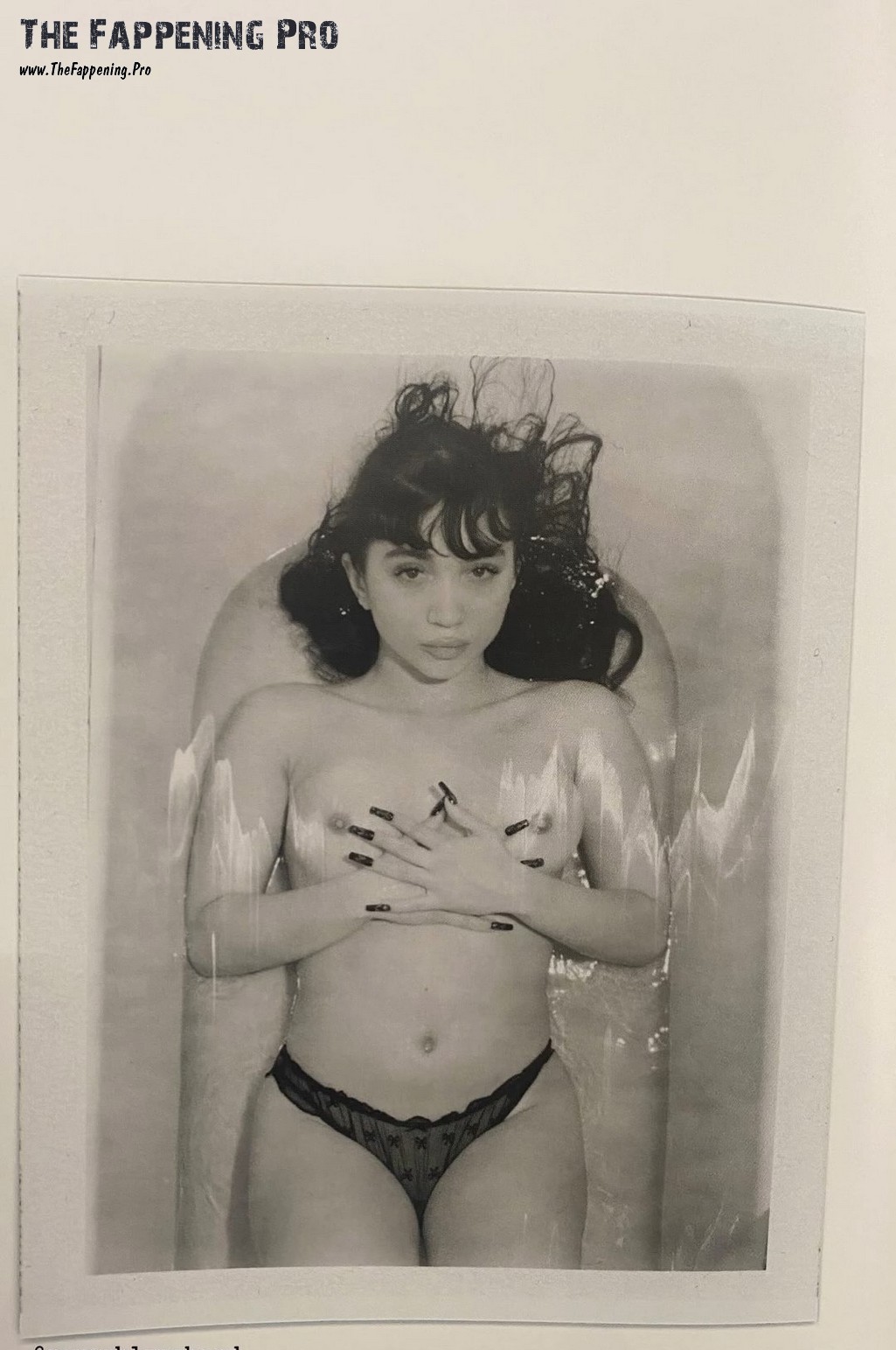 rowan-blanchard-nude-sexy-thefappeningpro-10 Rowan Blanchard Topless