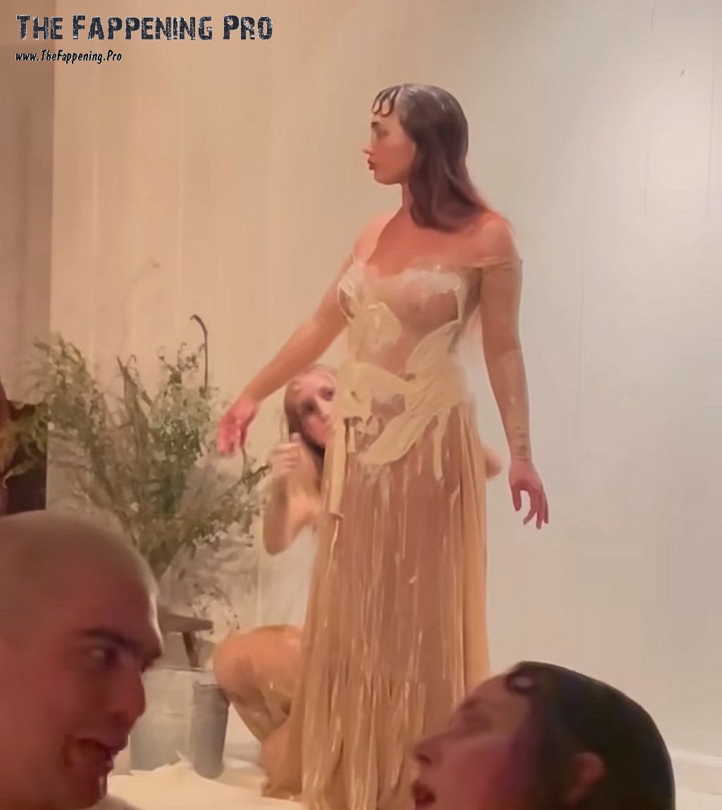rowan-blanchard-nude-sexy-thefappeningpro-7 Rowan Blanchard Naked
