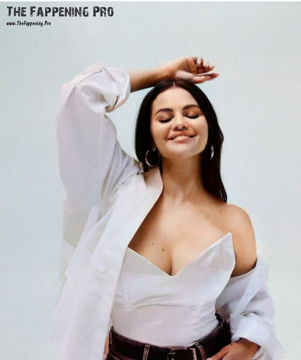 selena-gomez-sexy-thefappening-cfd-8 Selena Gomez Big Tits