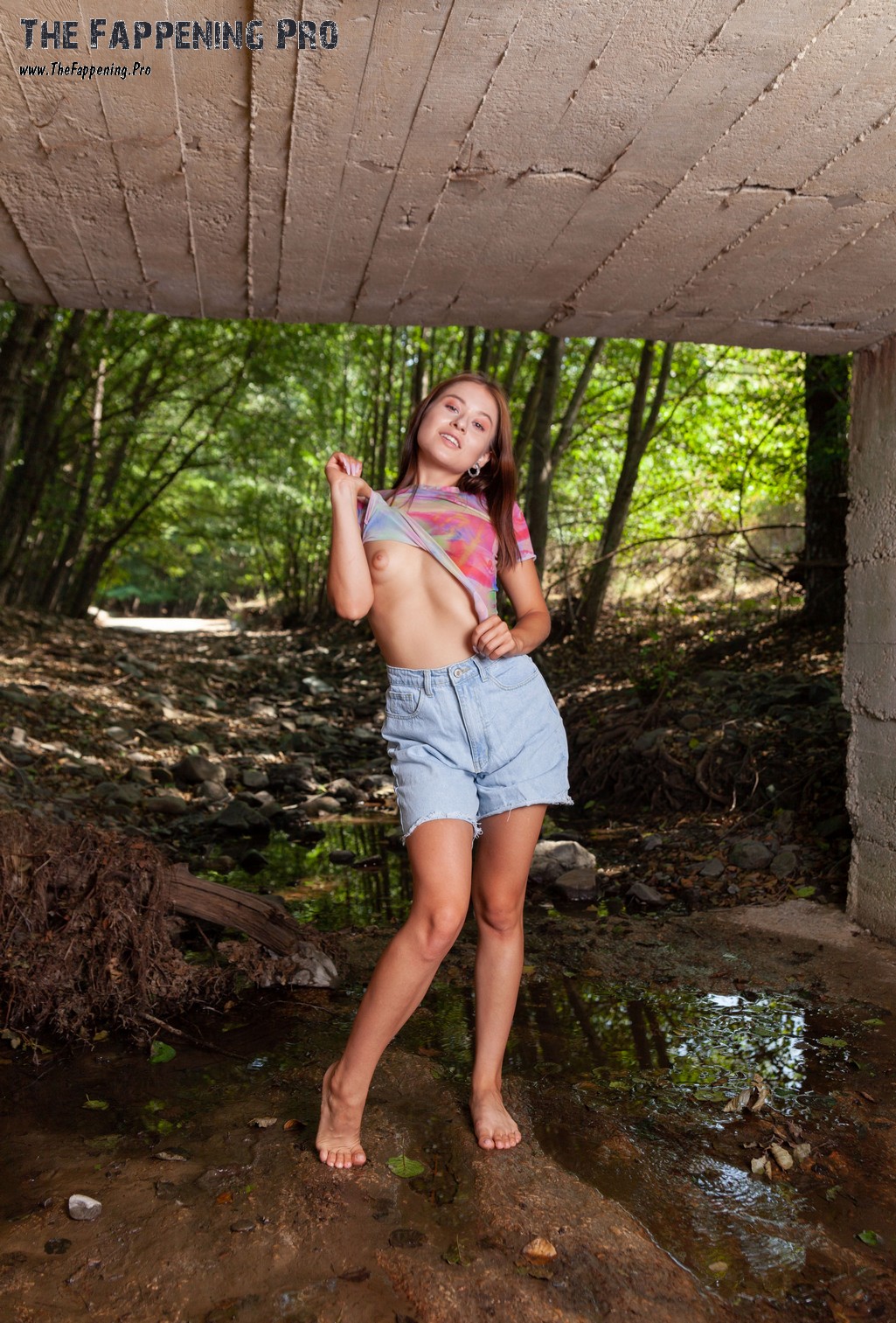 skye-bloom-nude-thefappeningpro-1 skye bloom nude thefappeningpro 1