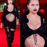 Adriana Lima Pregnant At Alexander Wang Runway (3 Photos And Video) 15 Adriana Lima Pregnant TheFappening.pro 4 624x752 1