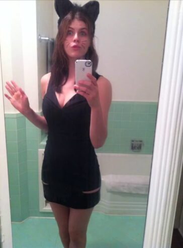 Alexandra Daddario Sexy (42 Photos) 21 Alexandra Daddario Sexy TheFappening 1 624x847 1