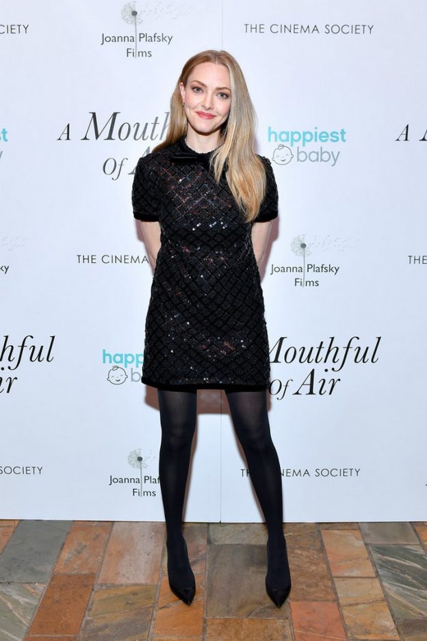 Amanda Seyfried Hot In Little Black Dress (9 Photos) 3 Amanda Seyfried Little Black Dress TheFappening.Pro 6 624x936 1