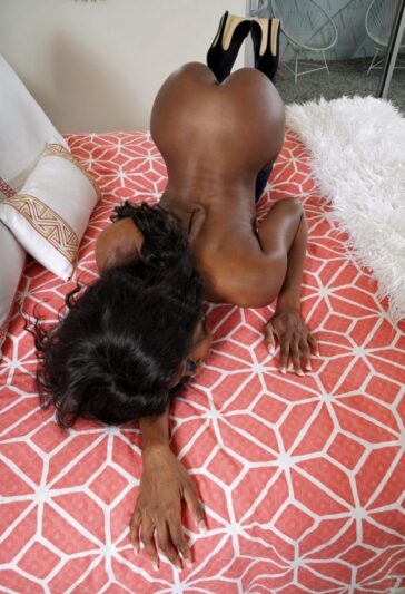 Anne Amari TheFappening Nude (125 Photos) 15 Anne Amari Nude Black Beauty TheFappening.Pro 58 624x913 1