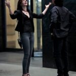 Anne Hathaway Sexy On The Set Of WeCrashed In NY TheFappening.Pro 22 624x829 1