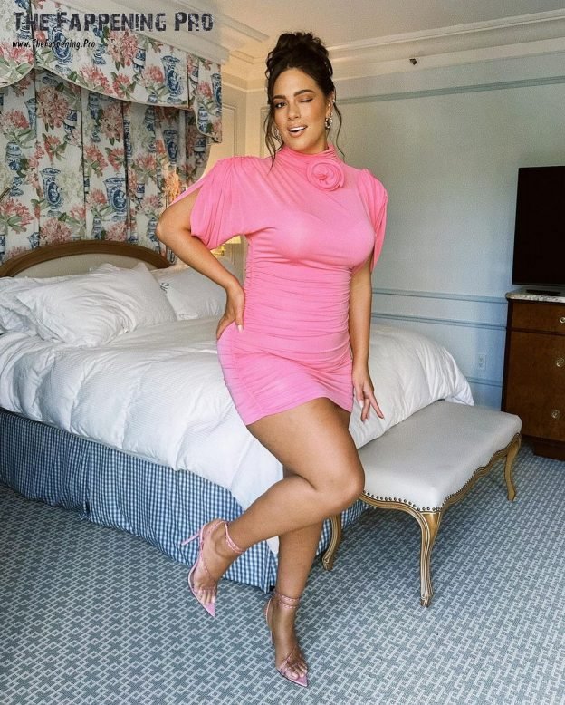 Ashley Graham Sexy TheFappening.Pro 1 624x778 1
