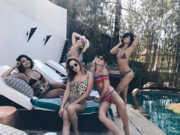 Ashley Tisdale, Stella Hudgens And Vanessa Hudgens Sexy Bikini Party (43 Photos) 1 Ashley Tisdale Stella Vanessa Hudgens Sexy 1 624x467 1
