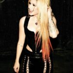 Avril Lavigne Sexy TheFappening.Pro 2 624x780 1