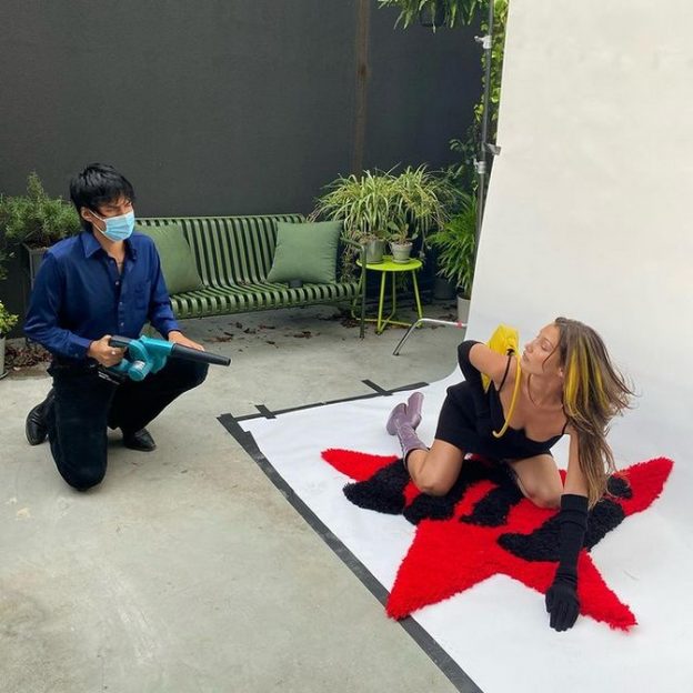 Bella Hadid Sexy For Marc Jacobs TheFappening.Pro 7 624x624 1