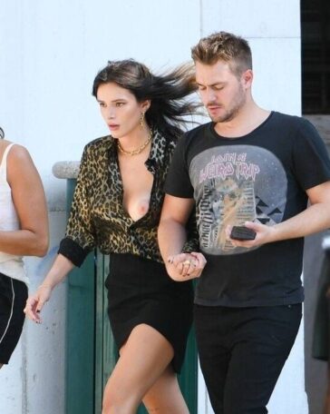 Bella Thorne Naked Tits (5 Photos) 13 Bella Thorne Naked Tits