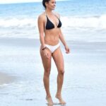 Brooke Burke The Fappening Sexy (23 Photos) 20 Brooke Burke Sexy Bikini 21 624x936 1