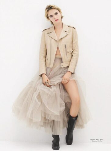 Cara Delevingne Sexy Spring 2019 8 624x851 1