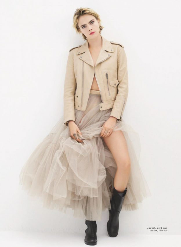 Cara Delevingne Sexy Spring 2019 8 624x851 1