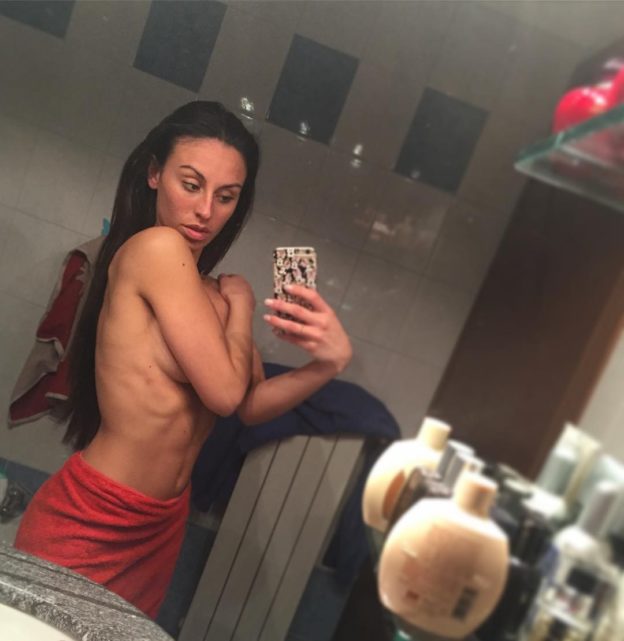 Chiara Bergamelli Sexy Topless 20 624x641 1