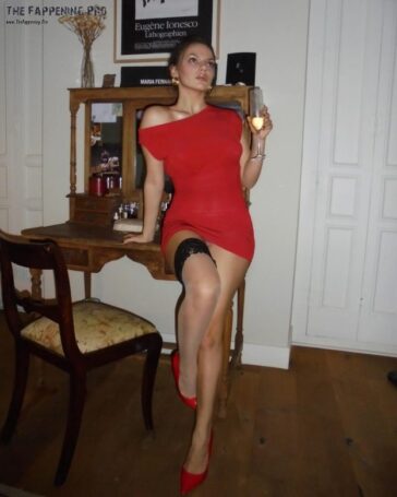 Dafne Keen Sexy TheFappening.Pro 8 624x780 1