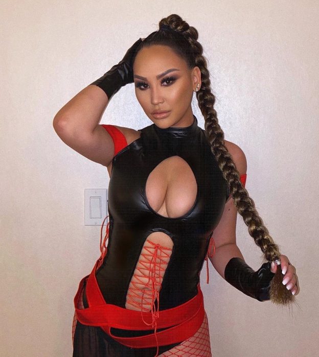 Dorothy Wang Sexy Halloween 2019 TheFappening.Pro 2 624x697 1