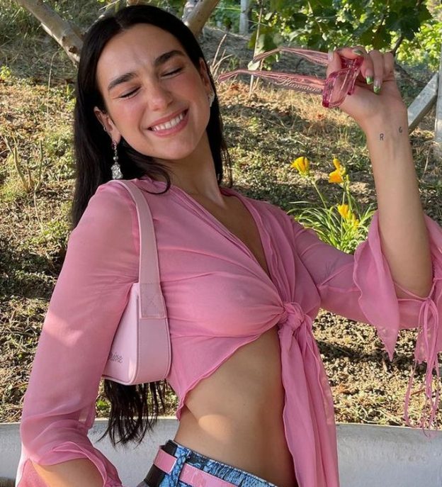Dua Lipa Braless See Through 624x687 1