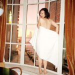 Elisabeth Moss Sexy TheFappening 1 624x927 1