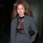 Ella Eyre Tits TheFappening.Pro 6 624x734 1