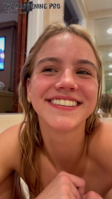 Emma Brooks Nude TheFappening.Pro 4 624x1109 1