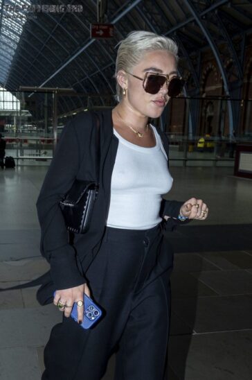 Florence Pugh Pokies TheFappening.Pro 1 624x939 1