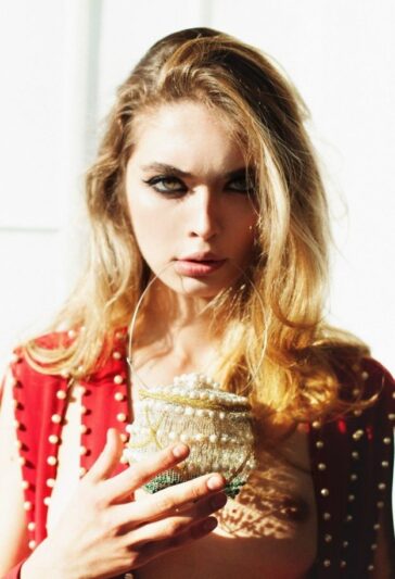 Georgiana Saraev Fappening Nude (18 Photos) 15 Georgiana Saraev Nude 17 624x913 1