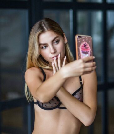 Gisella NewComer Nude Model TheFappening.Pro 2 624x736 1