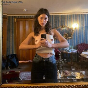 Gracie Abrams Nude TheFappening.Pro 8 624x624 1