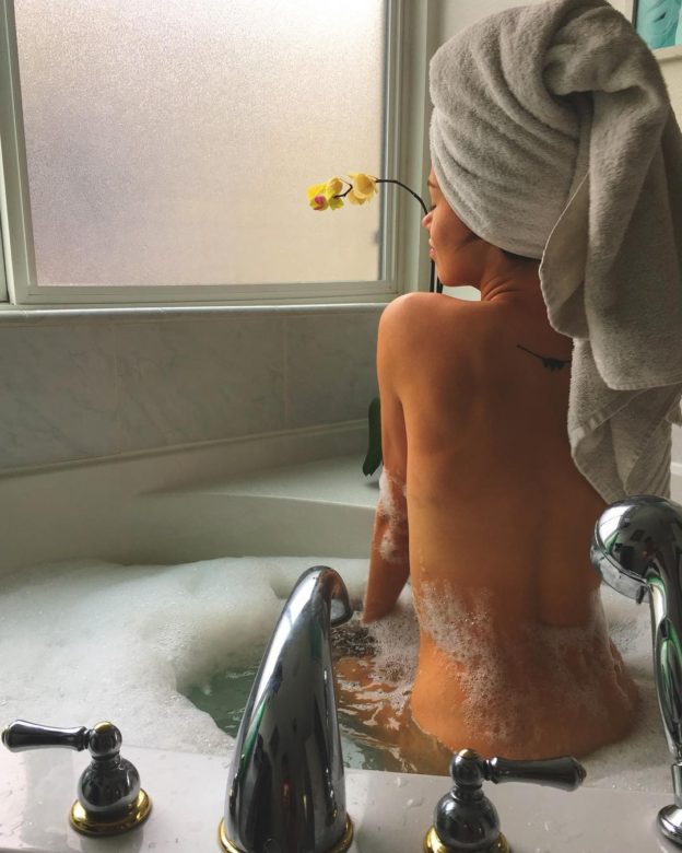 Hailey Clauson Naked And Sexy The Fappening (72 Photos) 4 Hailey Clauson Naked Sexy TheFappening.pro 20 624x780 1