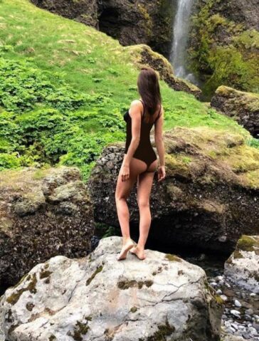 Irina Shayk Sexy Ass in Iceland (2 Photos) 21 Irina Shayk Fappening Ass 1 624x821 1