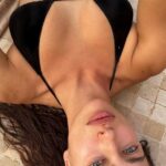 Irina Shayk Sexy Bikini In Red City (4 Photos) 16 Irina Shayk Sexy TheFappening.Pro 5 624x780 1