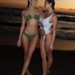 Iris Mittenaere And Isabeau De la Tour Sexy Xmas (4 Photos) 20 Iris Mittenaere And Isabeau De la Tour Sexy Christmas TheFappening.Pro 1 624x878 1