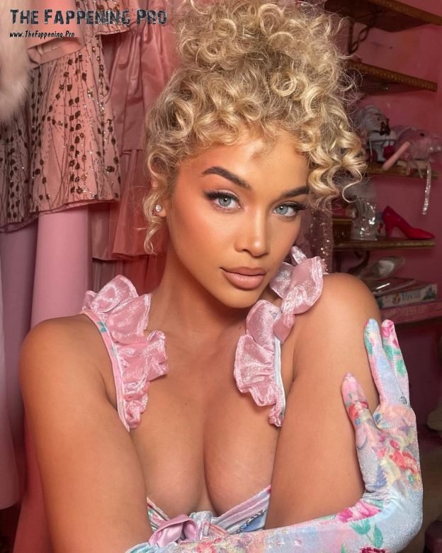Jasmine Sanders Sexy TheFappening.Pro 16 624x780 1