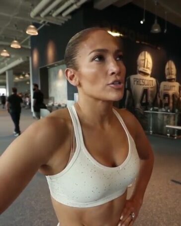 Jennifer Lopez Sexy TheFappening.Pro 1