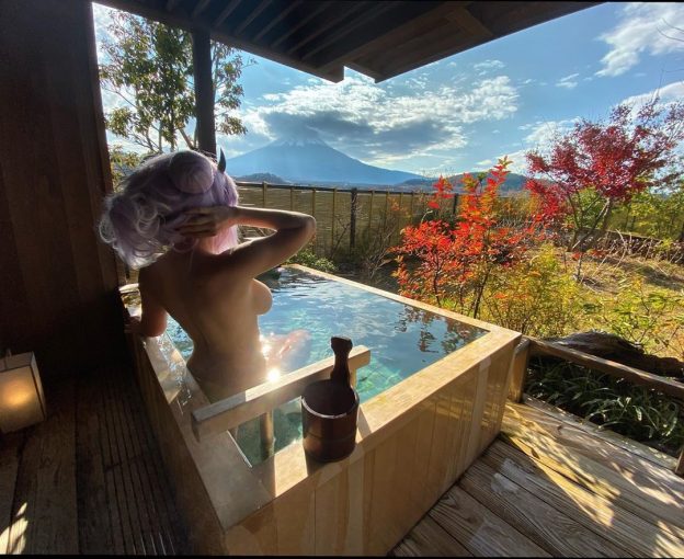 Jessica Nigri Topless TheFappening.Pro 1 624x510 1