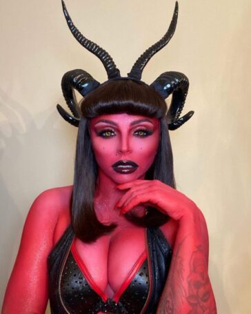 Jesy Nelson Sexy Look For Halloween 2020 (3 Photos And Video) 14 Jesy Nelson Sexy Look For Halloween 2020 TheFappeningPro 1 624x780 1