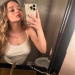 Joey King Pokies TheFappening.Pro 3 624x780 1